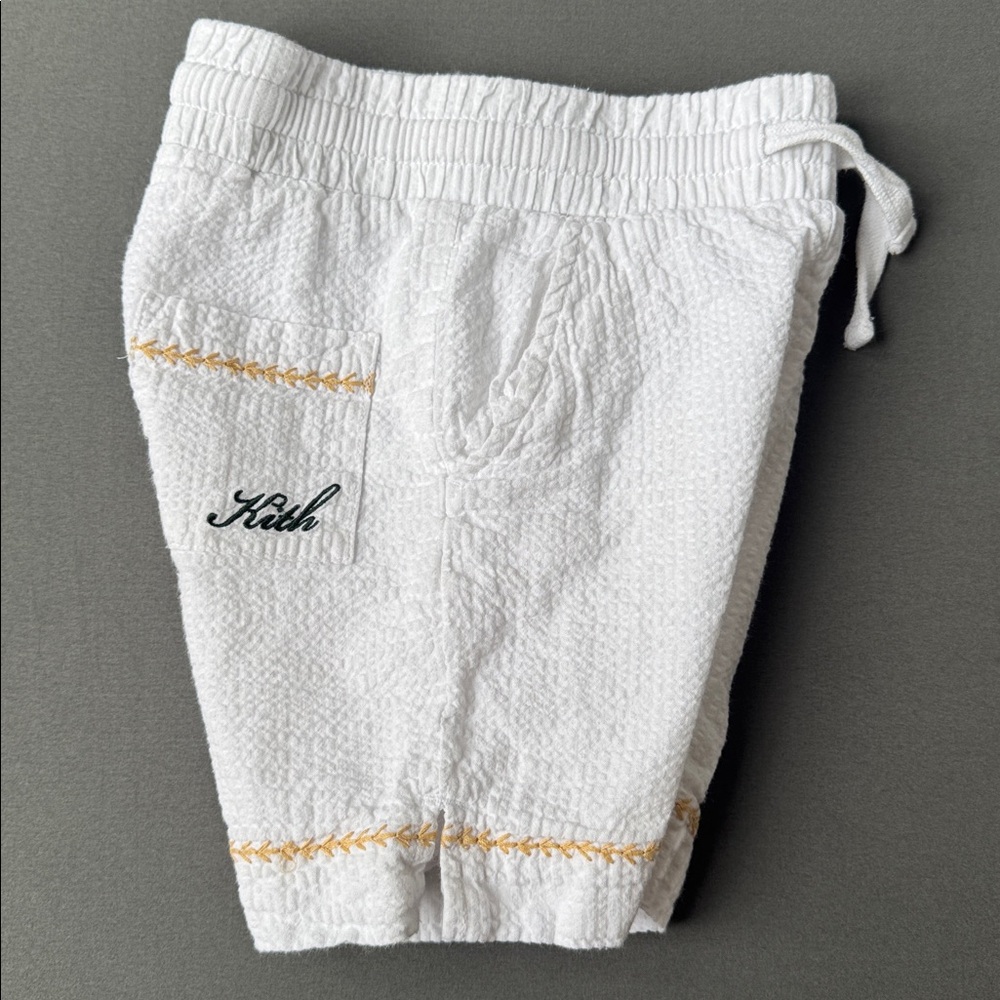 Kith Kids shorts 4T - Picture 6 of 7